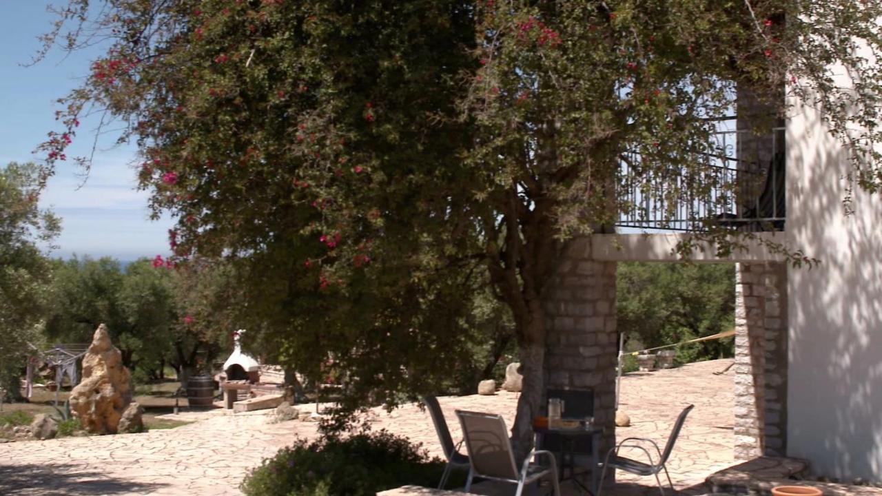 Ionianeon Apartments Agios Ilias  ภายนอก รูปภาพ