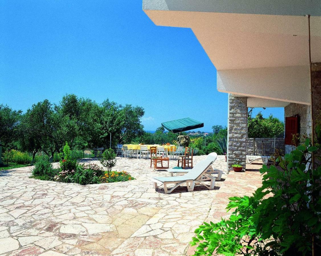 Ionianeon Apartments Agios Ilias  ภายนอก รูปภาพ