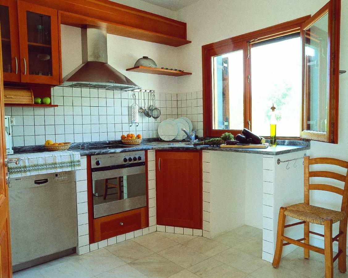 Ionianeon Apartments Agios Ilias  ภายนอก รูปภาพ