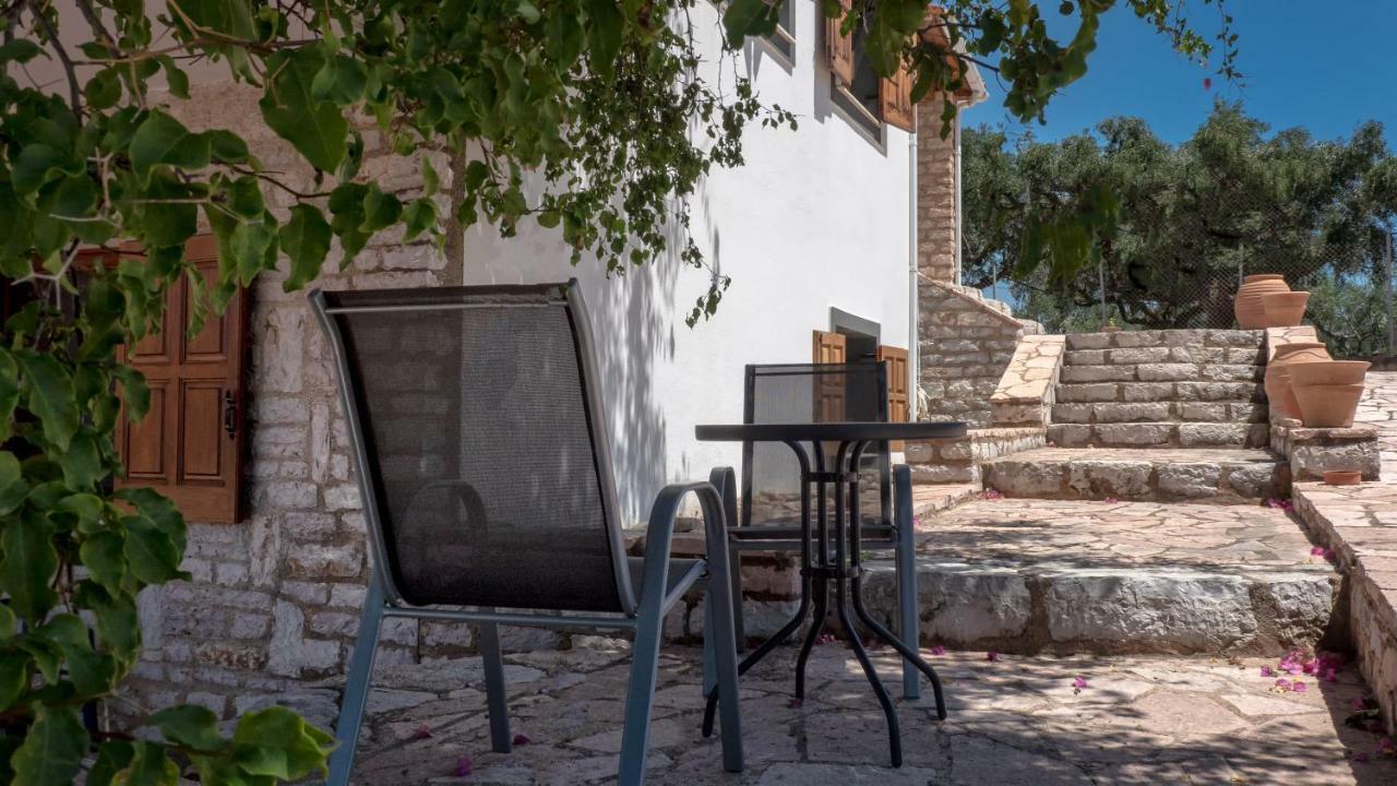Ionianeon Apartments Agios Ilias  ภายนอก รูปภาพ