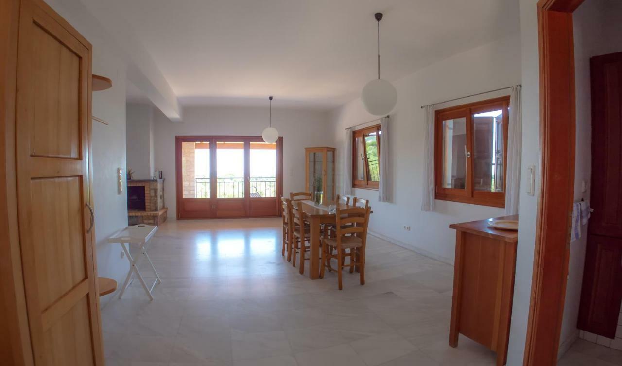 Ionianeon Apartments Agios Ilias  ภายนอก รูปภาพ