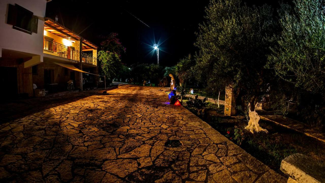 Ionianeon Apartments Agios Ilias  ภายนอก รูปภาพ